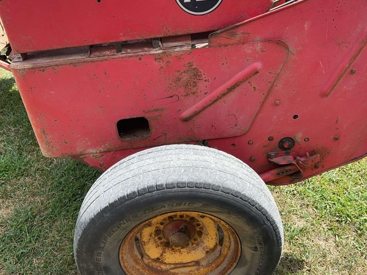 massey-ferguson-12-image-11