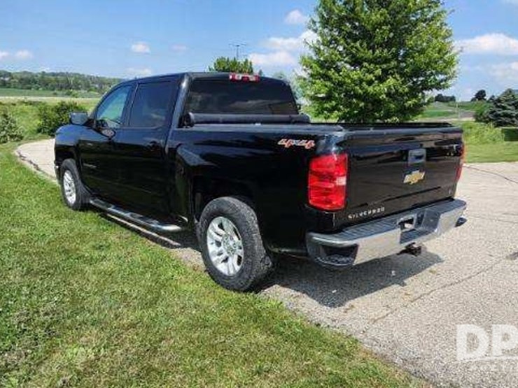2015-chevrolet-silverado-image-3