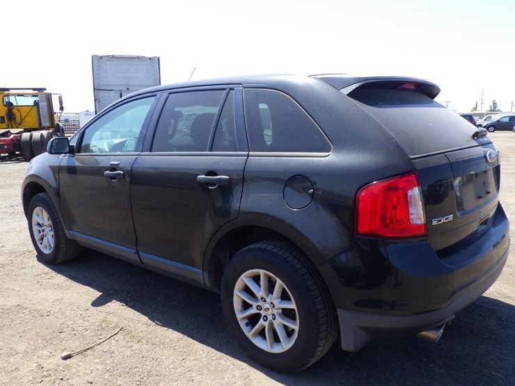 2013-ford-edge-image-4