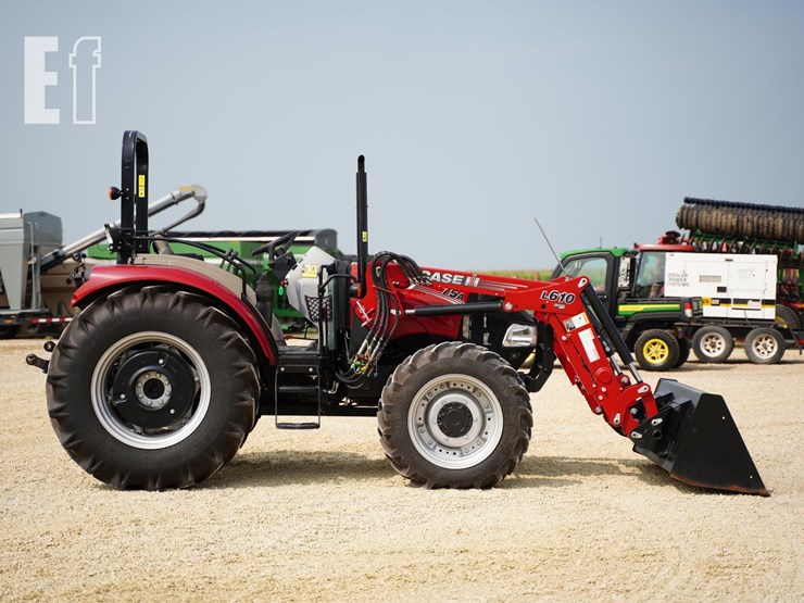 2022-case-ih-farmall-75a-image-4