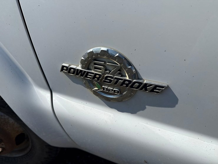 2013-ford-f350-xl-image-14