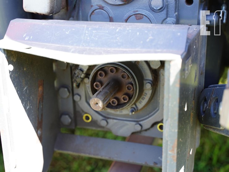 2018-kubota-m7-151-image-26