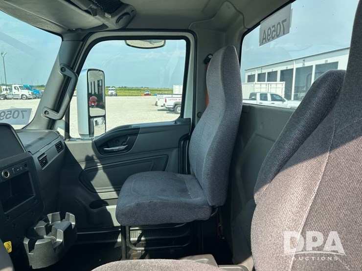 2020-international-mv607-cab-&-chassis-(cp0646)-image-37