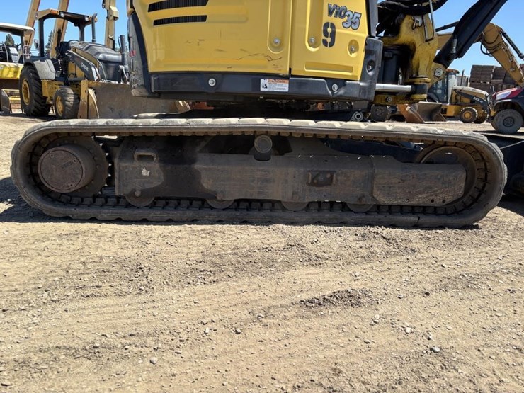 2020-yanmar-vi035-hydraulic-excavator-image-16