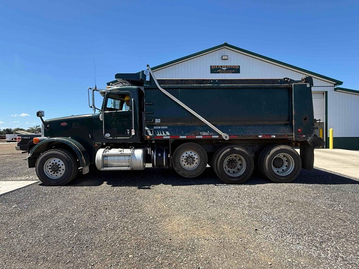 peterbilt-367-image-1