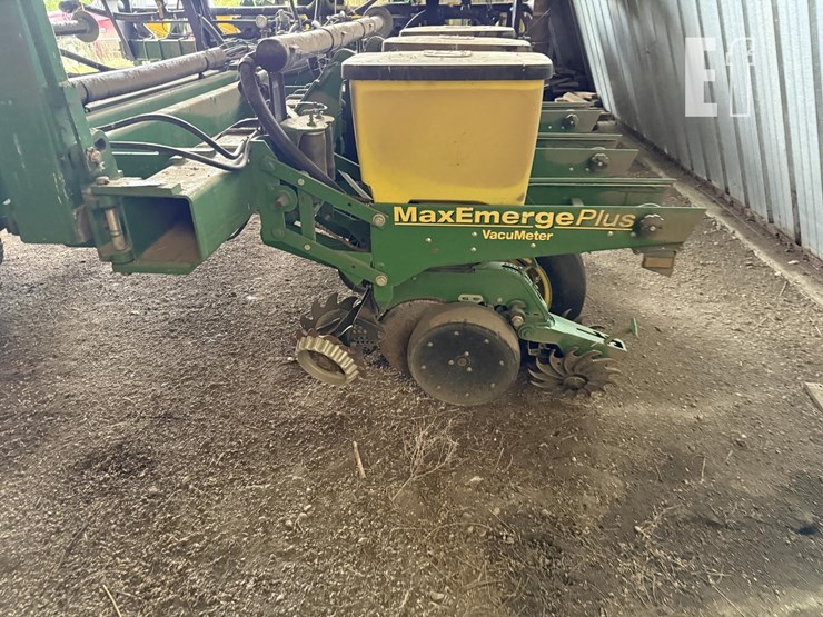 1997-john-deere-1770-image-10