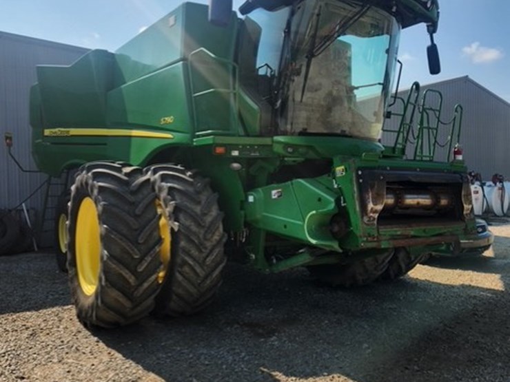 2019-john-deere-s790-image-2