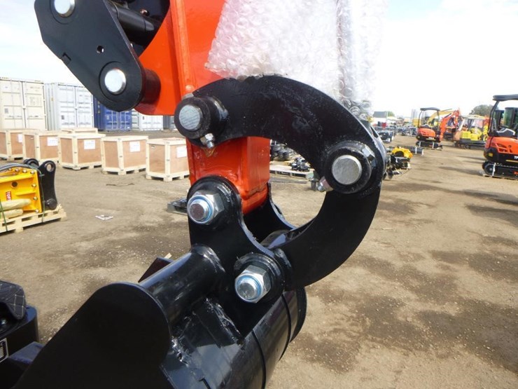 2025-tpm-16-hydraulic-excavator-image-9