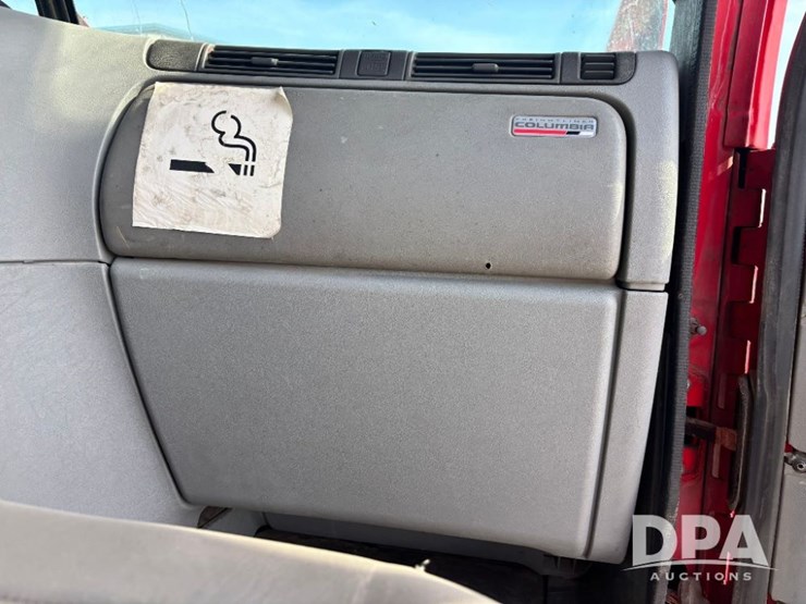2006-freightliner-columbia-day-cab-truck-(gp11331,-unit-88)-image-80