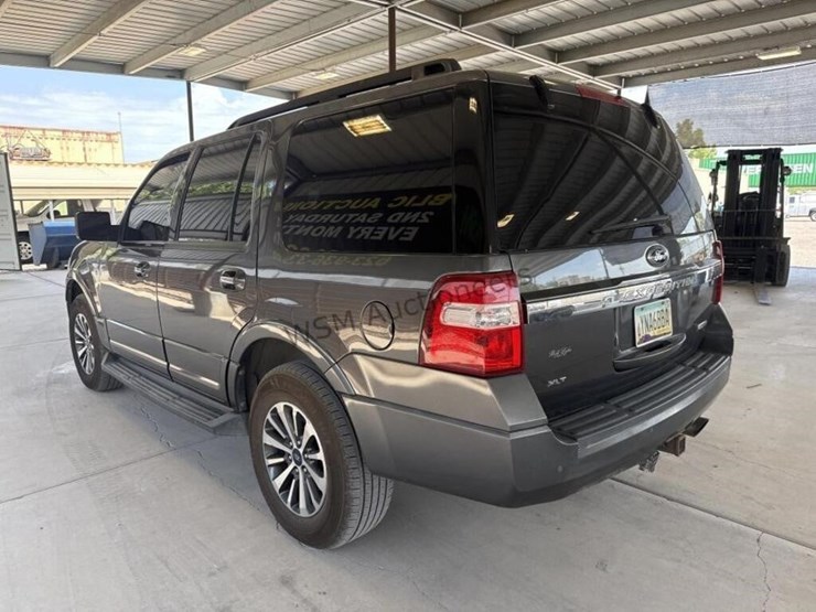 2015-ford-expedition-image-5