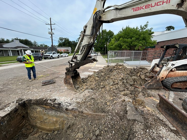 2015-takeuchi-tb290-image-5