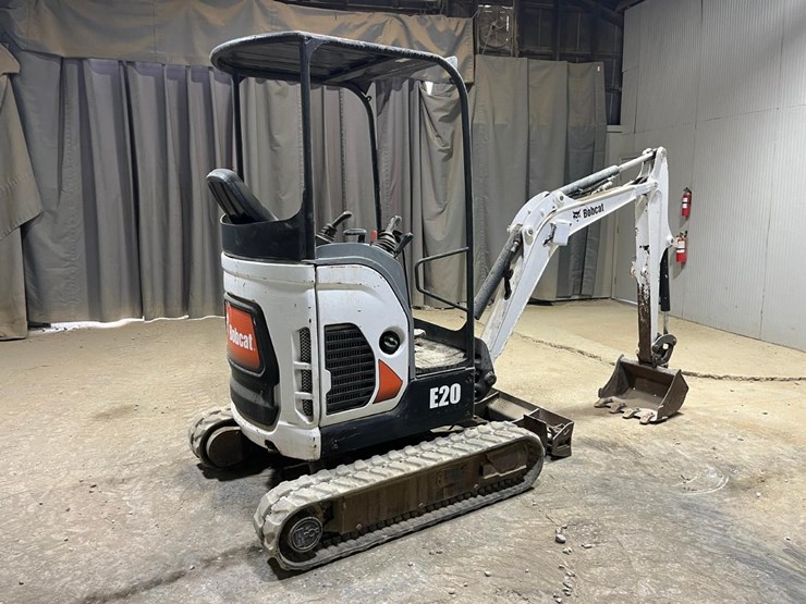 2016-bobcat-e20-image-5