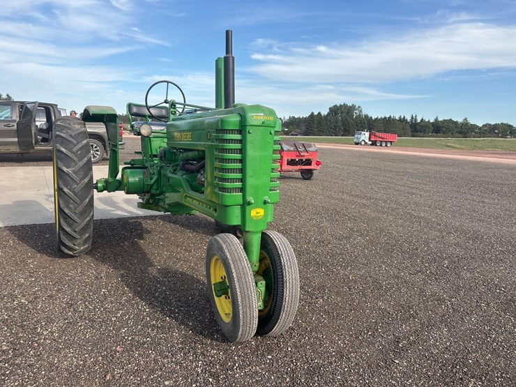 1949-john-deere-b-image-9