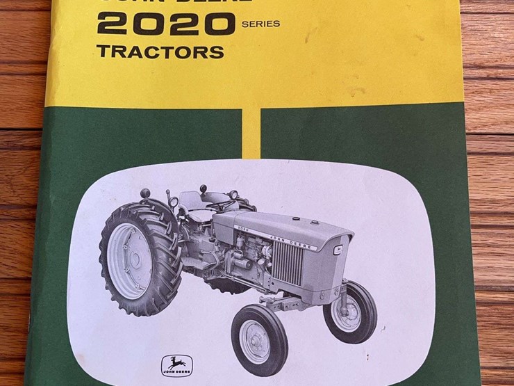 john-deere-2020-tractor-operator's-manual-image-1