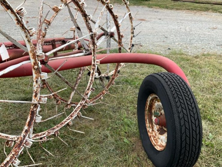 #500-•-new-idea-hay-rake-image-13
