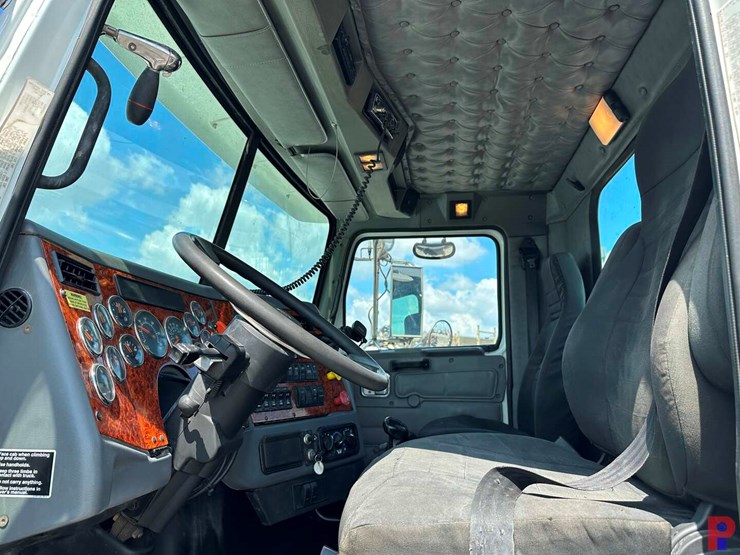 2012-western-star-4900-image-9