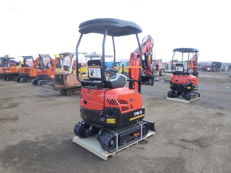 2025-tpm-16-hydraulic-excavator-image-3