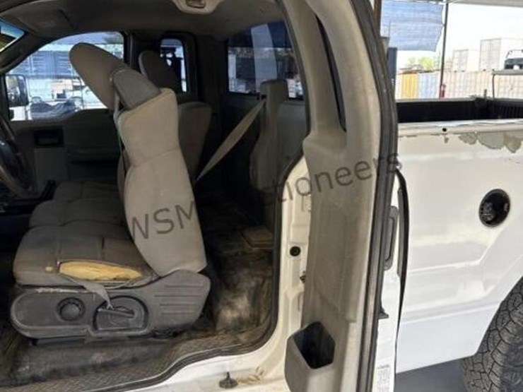 2005-ford-f150-image-24
