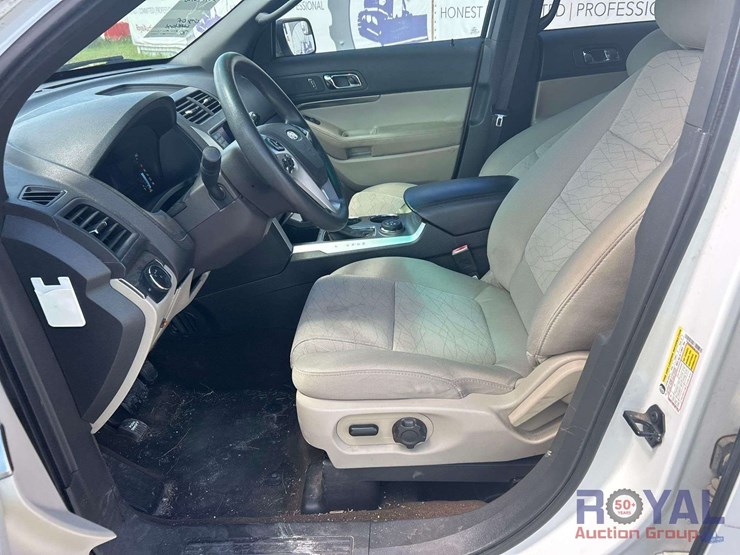 2013-ford-explorer-image-11