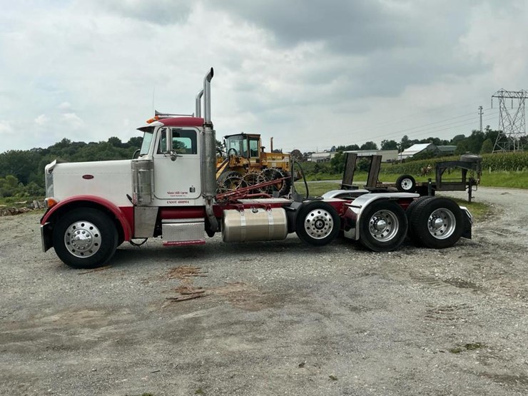 #502-•-2004-peterbilt-truck-image-4