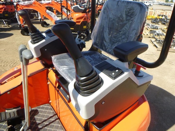 2025-tpm-16-hydraulic-excavator-image-21
