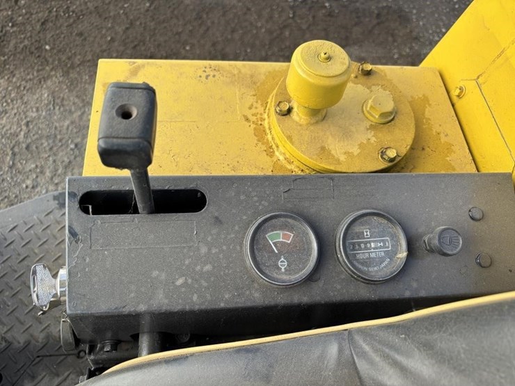 yanmar-yb12-image-27