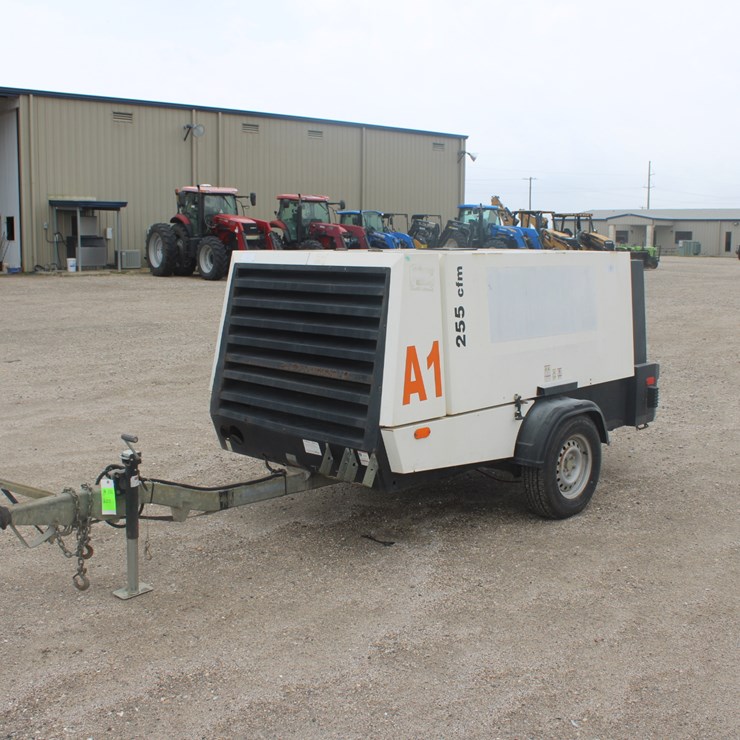 #1037 • 2014 Kaeser Mobile Air Compresson
