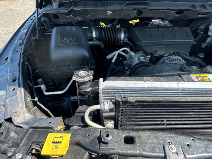 2011-dodge-ram-1500-image-54