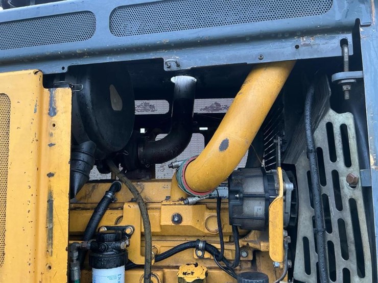 2003-deere-648g-image-87
