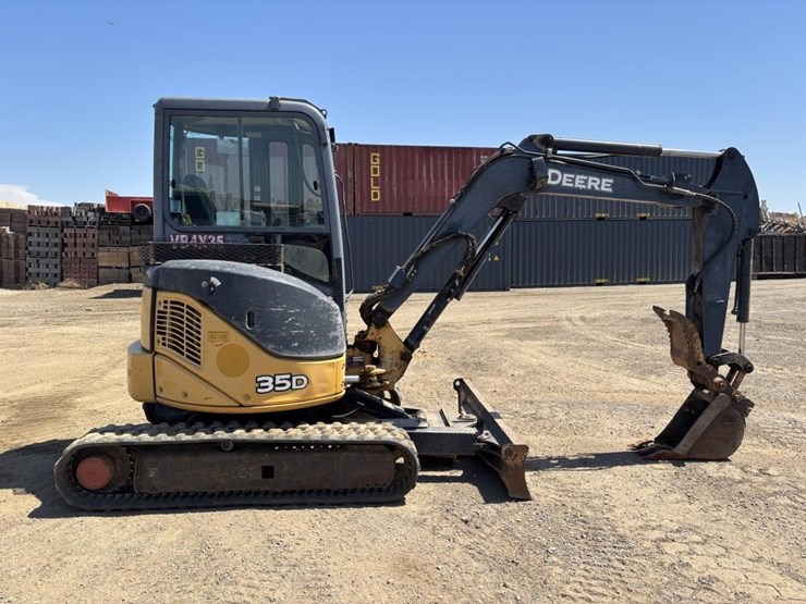 deere-35d-image-7