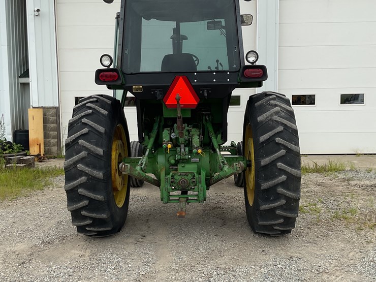 john-deere-4440-image-5