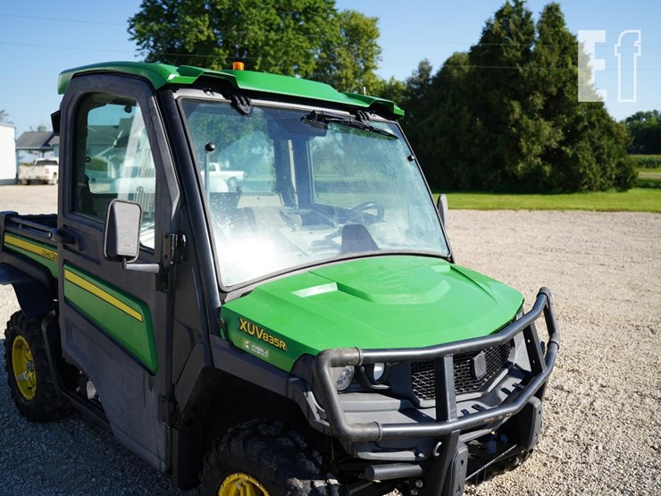 2018-john-deere-gator-xuv-835r-image-12