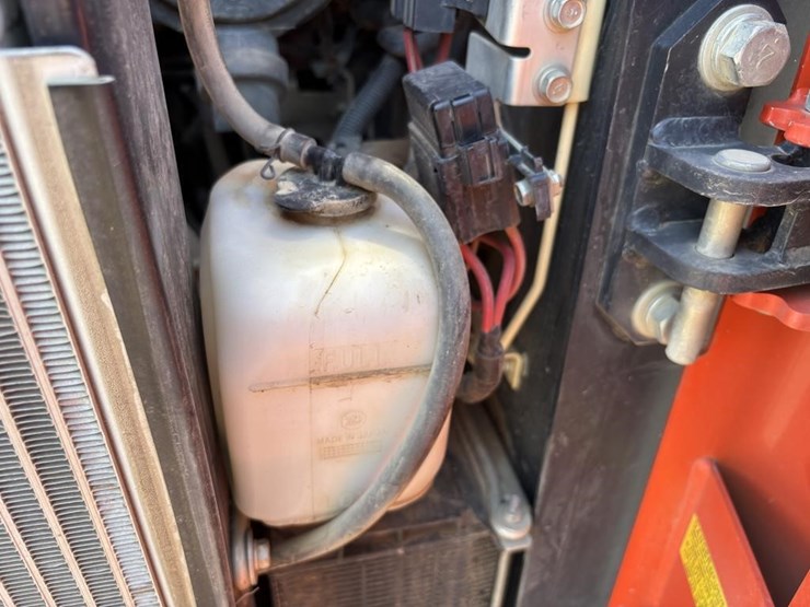 2019-kubota-svl75-2-image-35