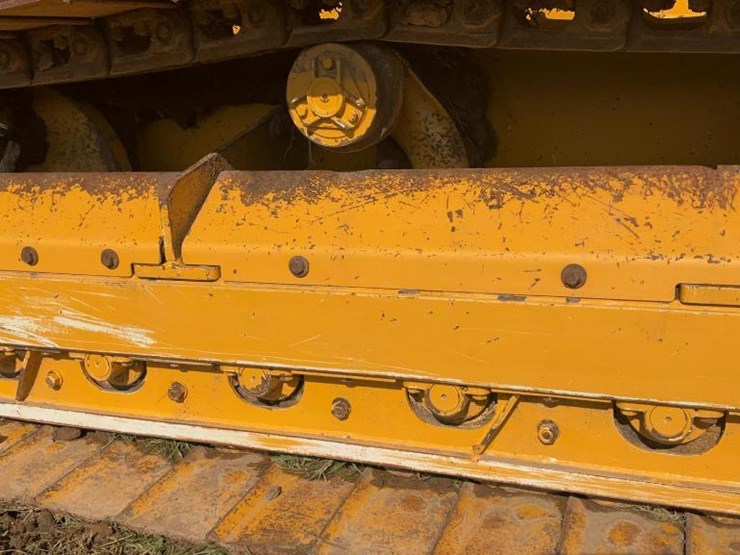 2017-deere-450k-lgp-image-37