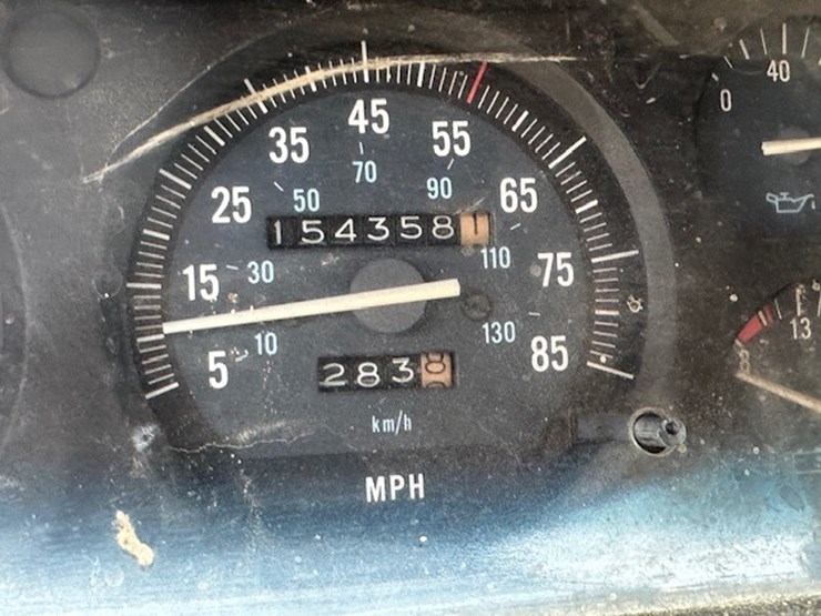 #22910-•-1984-jeep-image-49