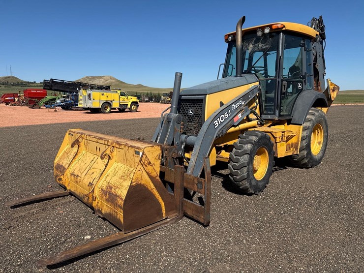 deere-310sj-image-1