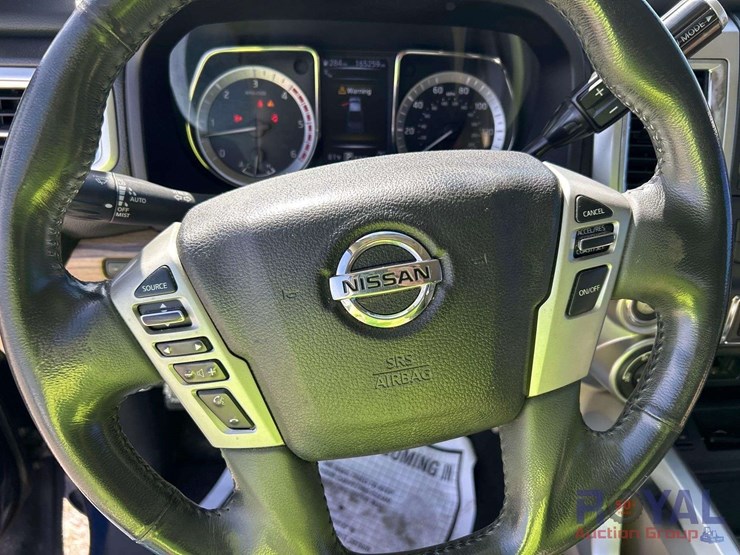2016-nissan-titan-image-13