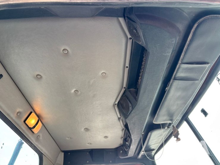 2017-western-star-w4700sb-day-cab-truck-(gp11326,-unit-81)-image-94