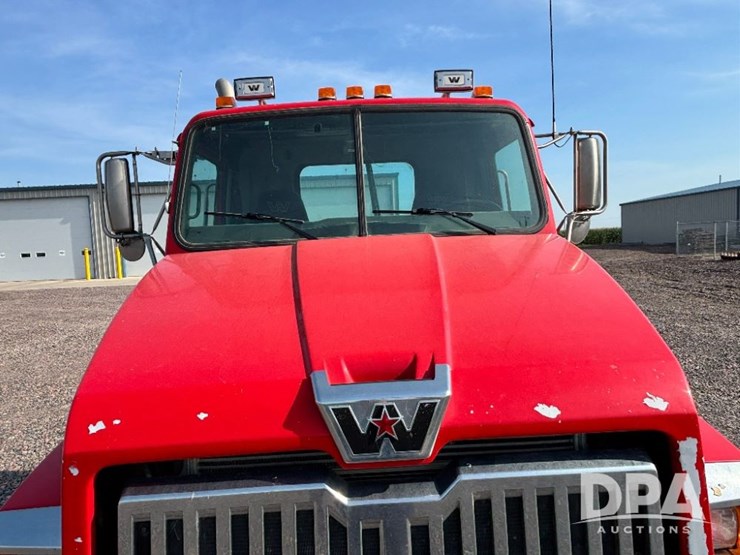 2017-western-star-w4700sb-day-cab-truck-(gp11326,-unit-81)-image-20