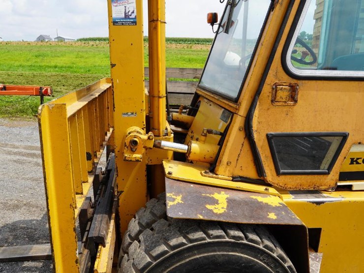 #302-•-komatsu-fd40-forklift-image-13