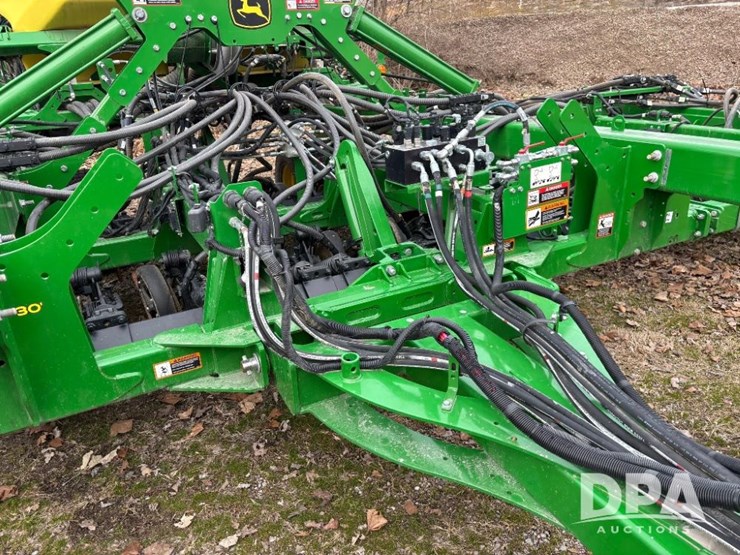 2022-john-deere-n530c-image-62