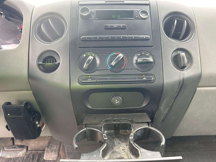 2005-ford-f150-image-18