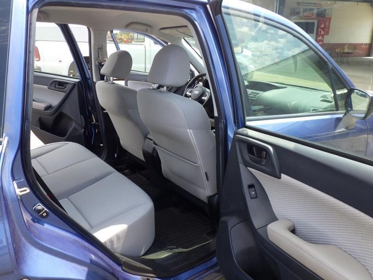 2017-subaru-forester-image-8