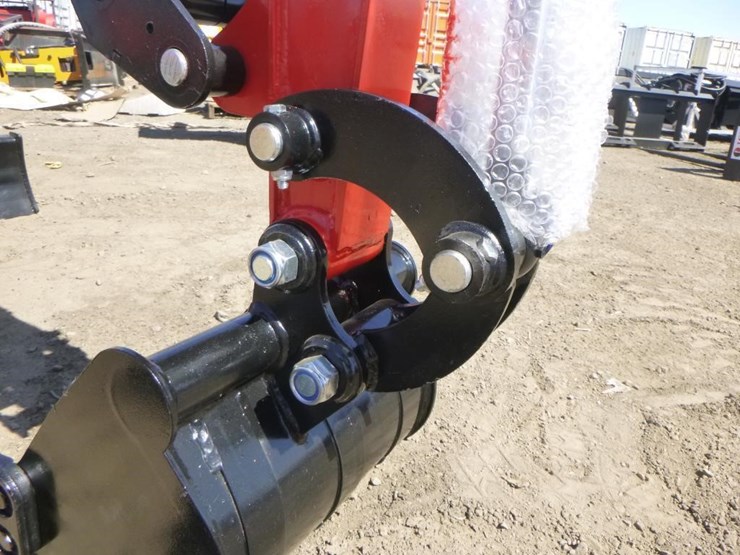 2025-tpm-16-hydraulic-excavator-image-11
