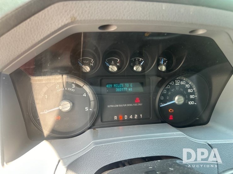 2015-ford-f650-image-43