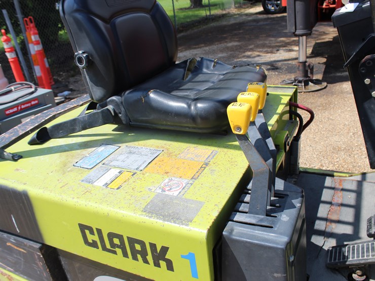 clark-tm25-image-9