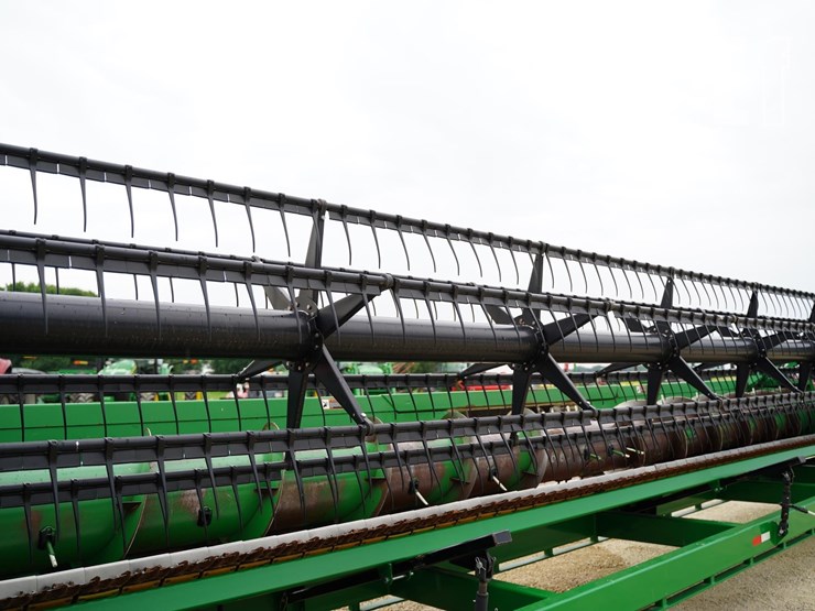 2003-john-deere-630f-image-14
