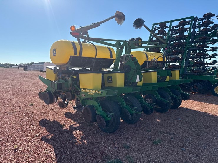 john-deere-1760-image-3
