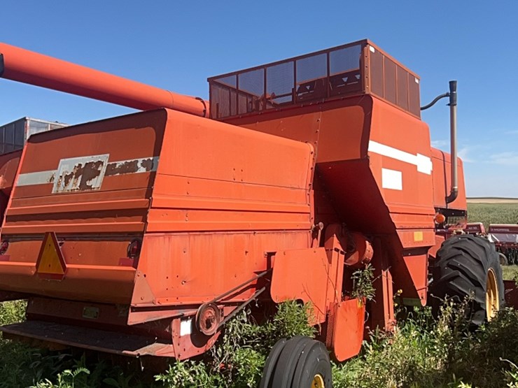 massey-ferguson-760-image-21