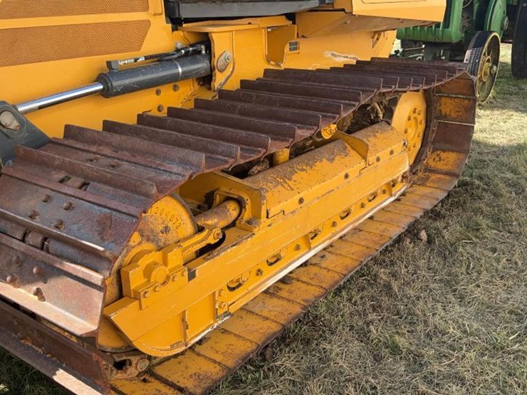 2017-deere-450k-lgp-image-14
